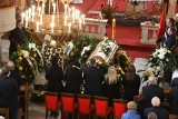 Pogrzeb Stanisława Matuszczyka, byłego sekretarza Urzędu Gminy Słupia oraz wójta Łopuszna. Tłum na uroczystości