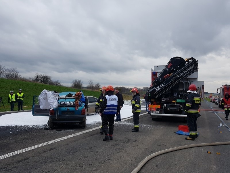 Ćwiczenia ratownicze w terenie uświadamiają jakie zagrożenia...