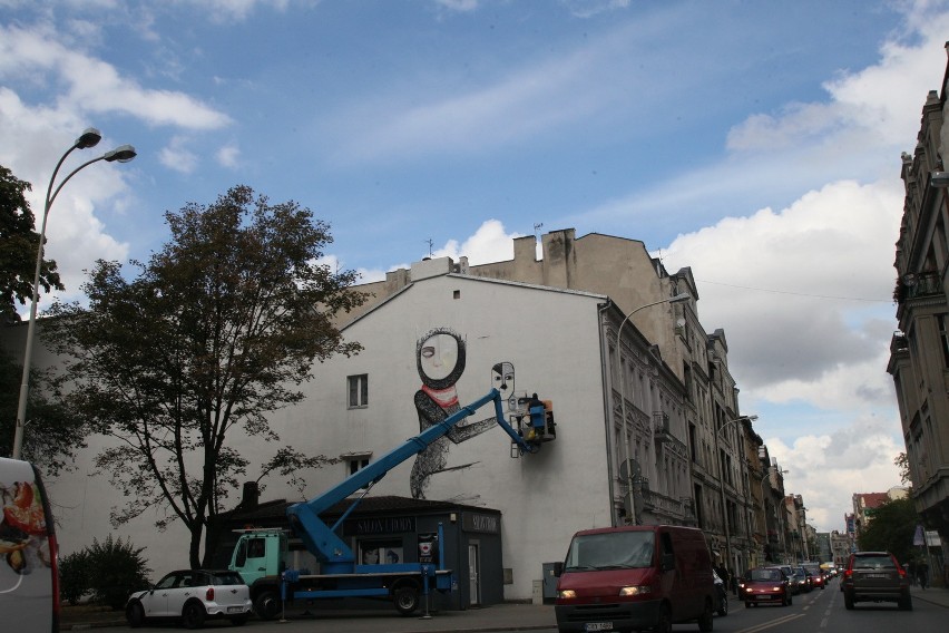 Nowy mural przy Sienkiewicza w Łodzi [ZDJĘCIA]