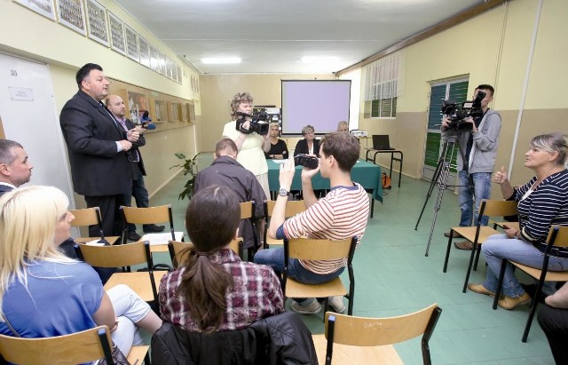 Poniedziałkowe spotkanie urzędników z mieszkańcami domu przy Grottgera 17. 