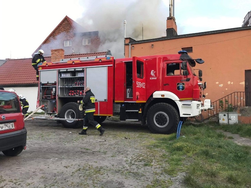 Pożar w Halu 27.04.2020. Zapaliła się zabytkowa Kaszubska...