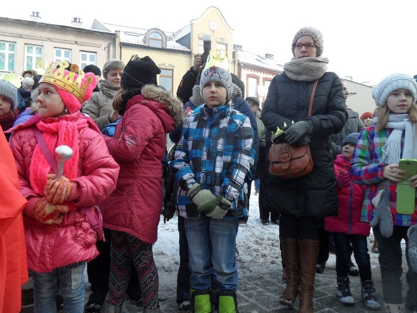 Jaworzno: orszak Trzech Króli na rynku. Nie było Świętej Rodziny... [ZDJĘCIA]