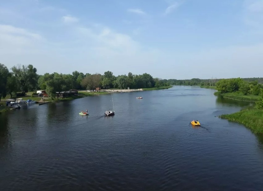 Ekoturystyka w powiecie pułtuskim: wycieczki piesze, rowerowe i spływy kajakowe