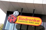 Koniec promocji na Mocniaki w Biedronce! Nie zbierzesz już naklejek, a do kiedy odbierzesz maskotki i książki?