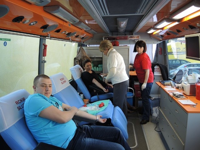 Około 40 osób oddało w piątek krew w Miastku w specjalnym autobusie Regionalnego Centrum Krwiodawstwa i Krwiolecznictwa ze Słupska. 