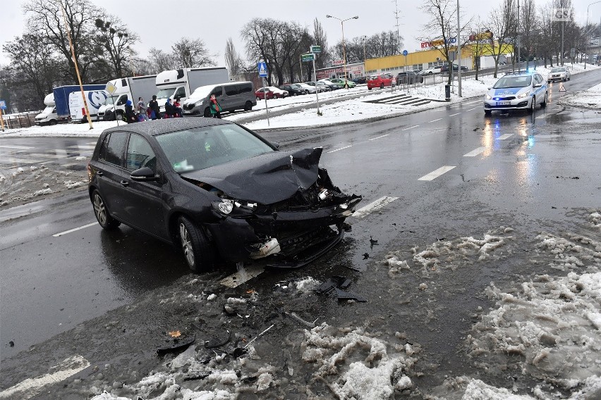 Kolizja na 26 Kwietnia w Szczecinie - 4.01.2021