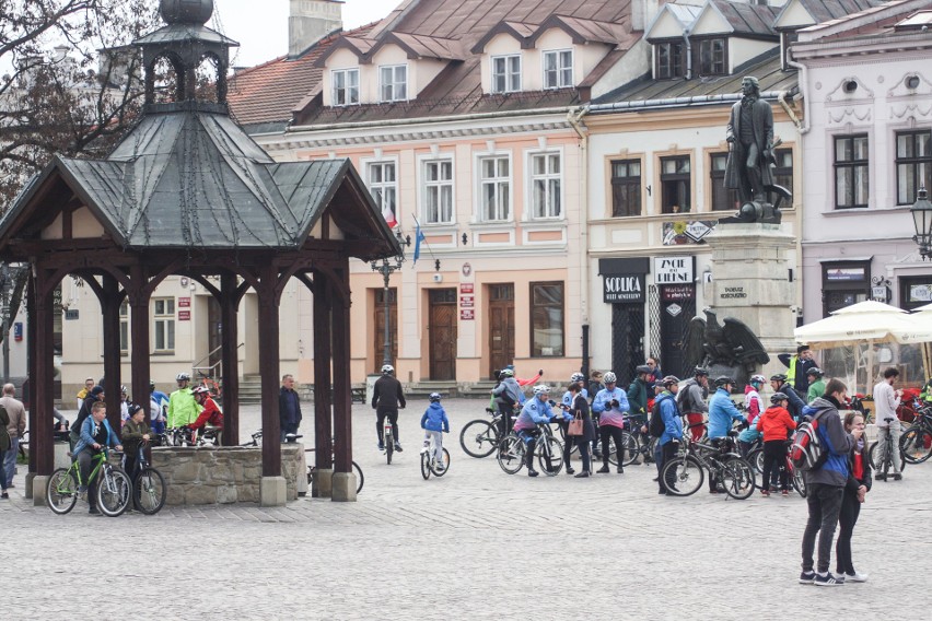 W sobotę na rzeszowskim Rynku zebrali się zagorzali...