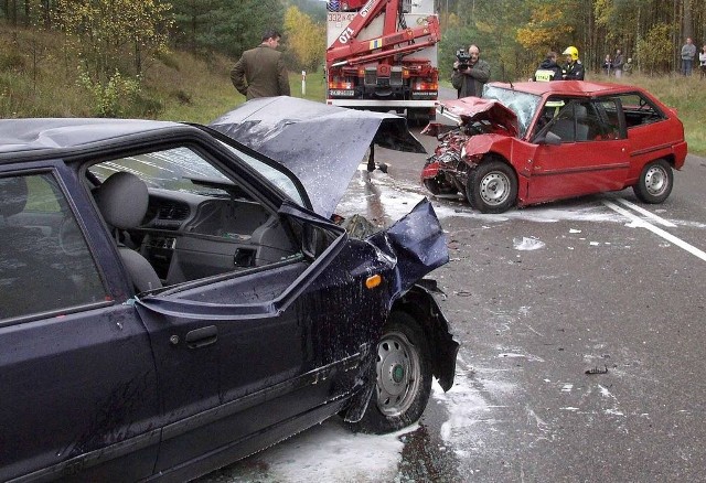 "Góra Śmierci&#8220; między Manowem i Mostowem to jedno z najbardziej niebezpiecznych miejsc na drogach naszego regionu. Wczoraj doszło tu do kolejnego tragicznego wypadku.