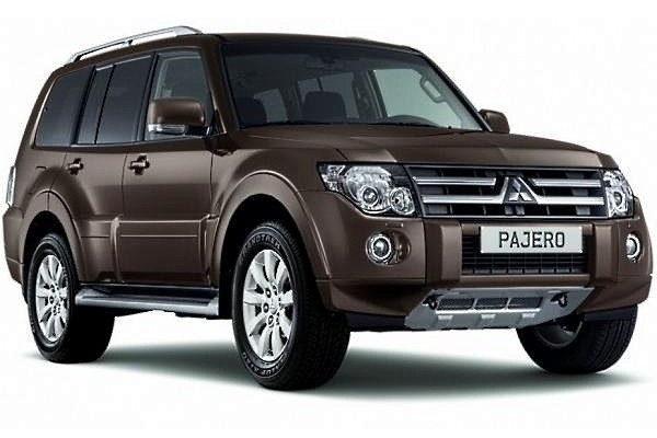 Mitsubishi Pajero 3.2 DI-D Elegance to wydatek około 203 590 złotych.