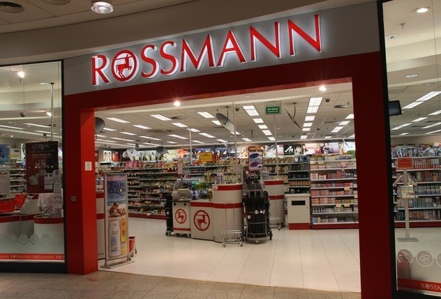 Rossmann promocje 2017 Kosmetyki kolorowe z 49-procentowym...