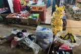 Podrobiona odzież, zabawki, perfumy na bazarach w Głuchowie i Piotrkowie! Zatrzymano dwie osoby, które nimi handlowały
