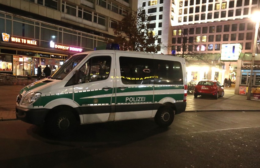 Zamach w Berlinie na jarmarku świątecznym na...