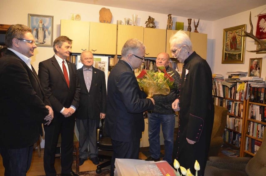 Marszałek Sejmu wręczył Krzyż Wolności i Solidarności ks. prałatowi Eugeniuszowi Dryniakowi z Nowego Zagórza