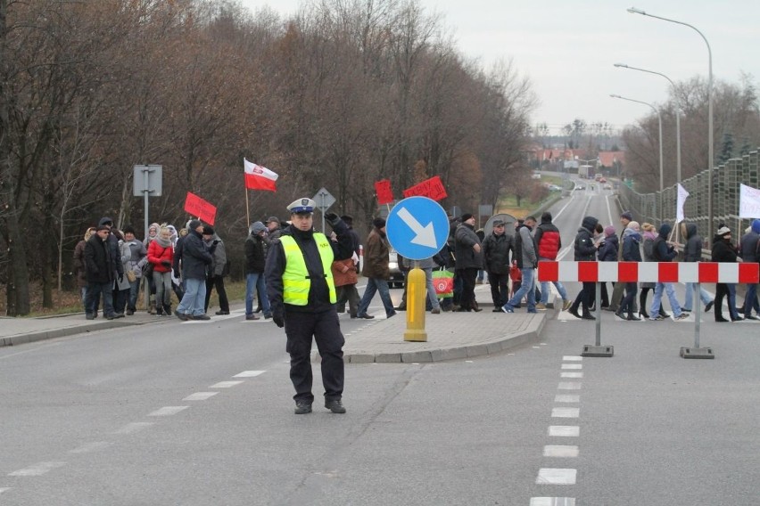 Protest przeciwko budowie fabryki silników Lufthansy pod...