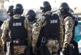 ABW zatrzymała 10 osób. Są podejrzani o płatną protekcję i pranie pieniędzy
