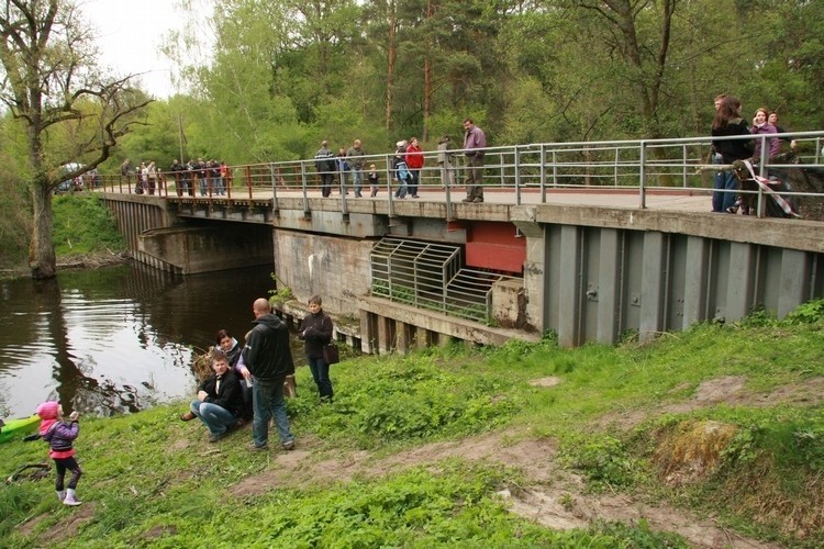 Most forteczny i bunkry MRU koło wsi Stary Dworek