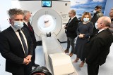 Jeden z najnowocześniejszych tomografów jest w Wojewódzkim Szpitalu Zespolonym w Kielcach. To sprzęt za prawie 8 milionów. Zobacz film 