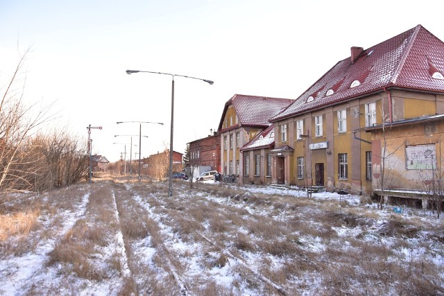 Dworzec kolejowy w Żninie (20.01.2022).