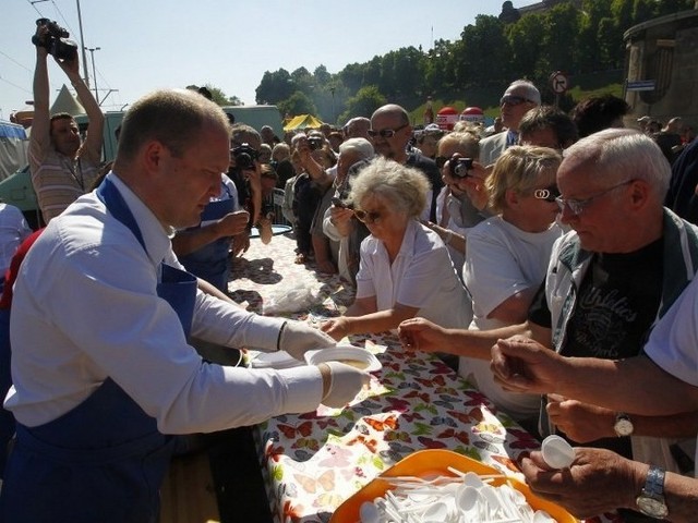 Piknik nad Odrą przyciągnął tłumy szczecinian.