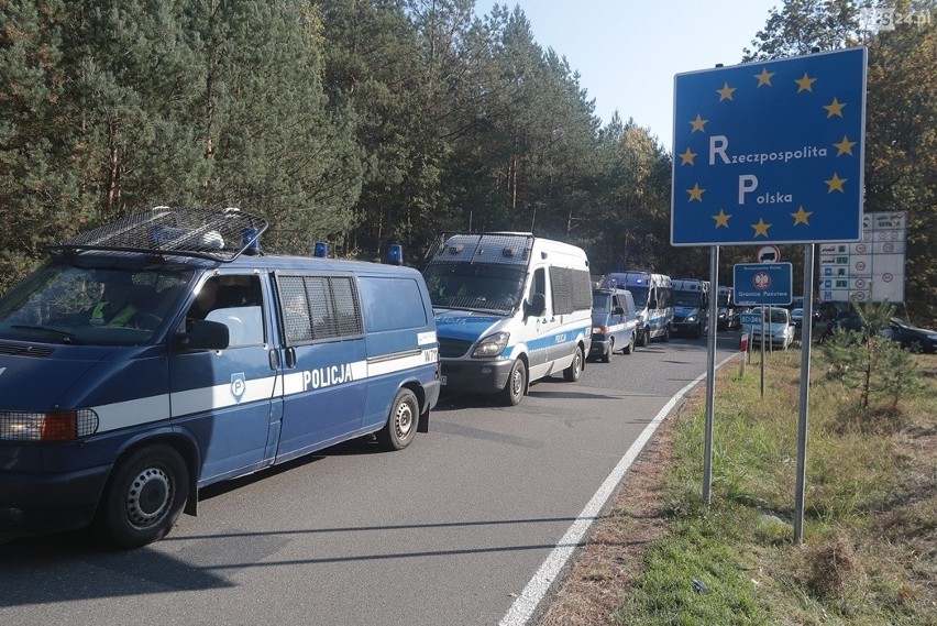 Policjanci z Niemiec i Polski ścigają porywacza. Specjalne ćwiczenia [ZDJĘCIA, WIDEO]