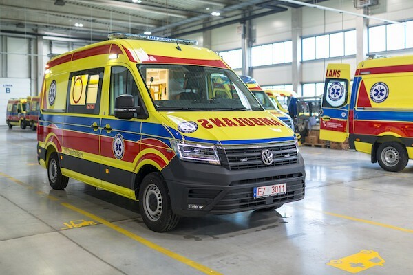Marka Volkswagen Samochody Dostawcze jest jednym z liderów polskiego rynku jeśli chodzi o samochody bazowe pod zabudowę specjalną typu ambulans.