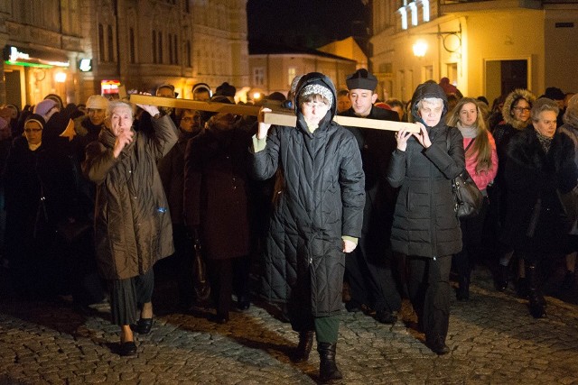 Droga krzyżowa w Tarnowie.