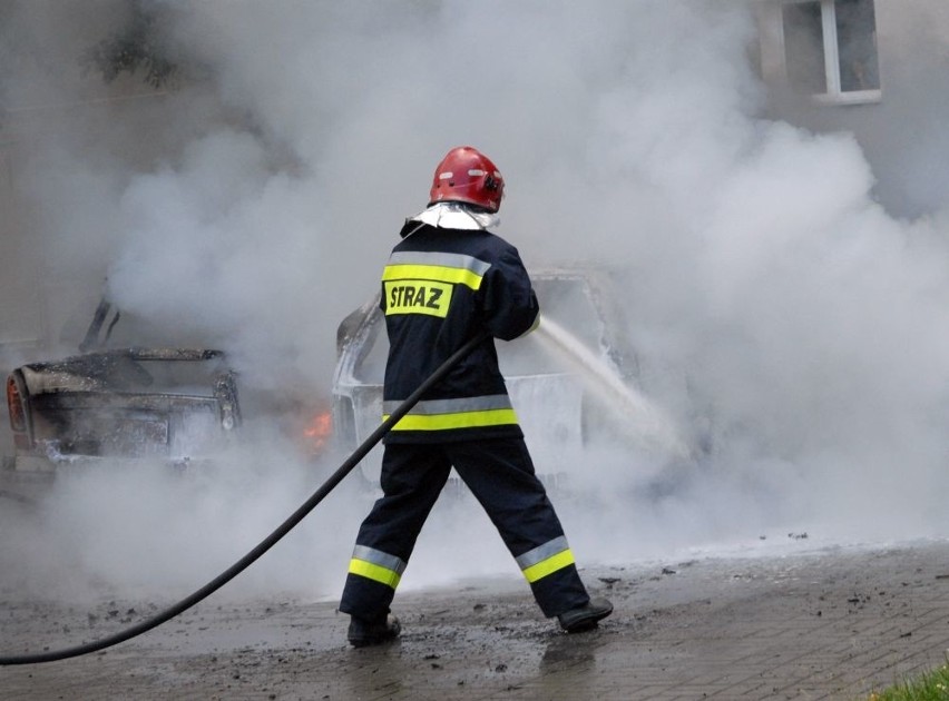 Pożar samochodu na Obwodnicy Południowej Gdańska 14.08.2019. Samochód zapalił się przed zjazdem na węzeł Lipce. Utworzyły się korki
