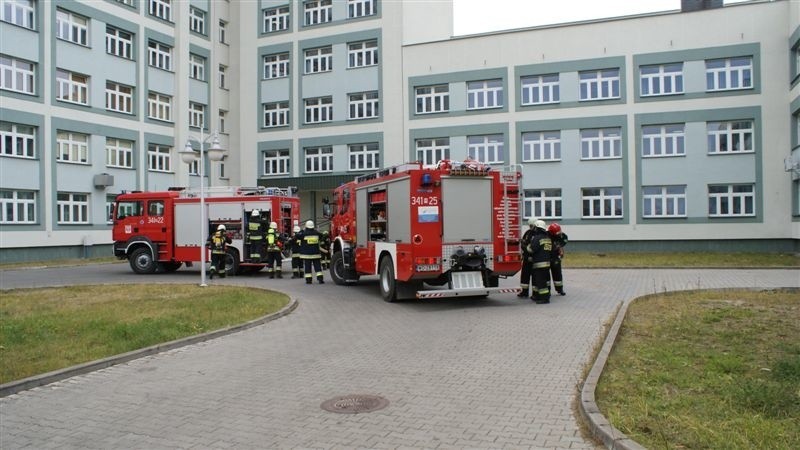 Pożar i ewakuacja w ostrołęckim szpitalu (zdjęcia) 
