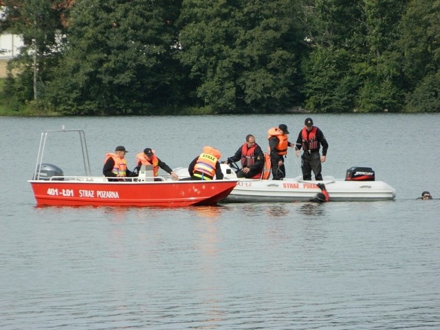 Samolot spadł do jeziora Jeleń - ćwiczenia