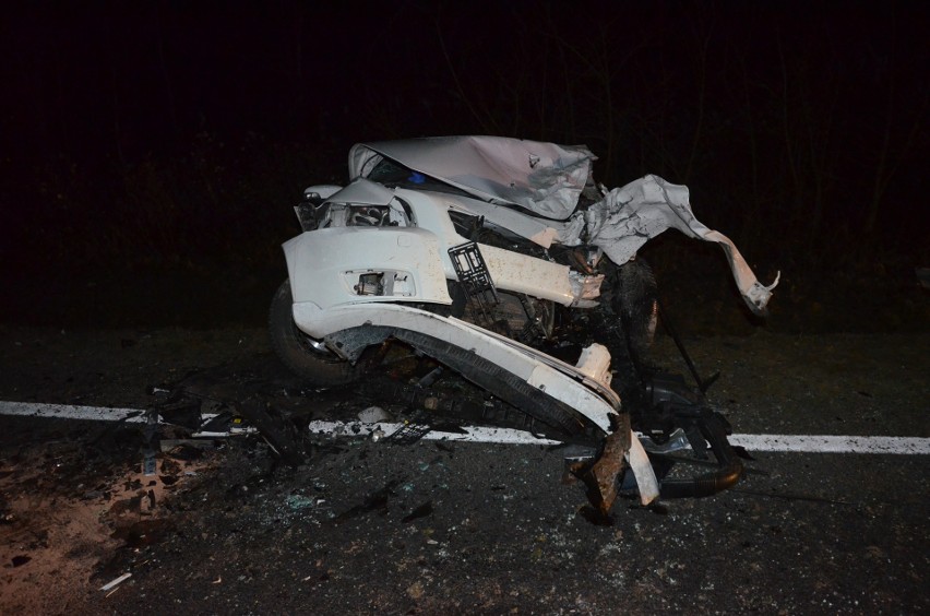 Znamy szczegóły groźnego wypadku pod Olkuszem, w którym ranne zostały 3 osoby