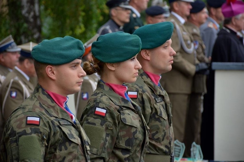 Uroczystości z okazji Święta Wojska Polskiego w Szczecinie [zdjęcia]