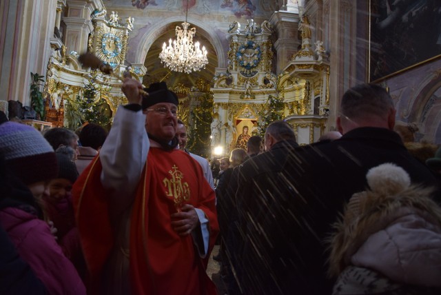 Święty Szczepan u bernardynów. Owsem w gwardiana