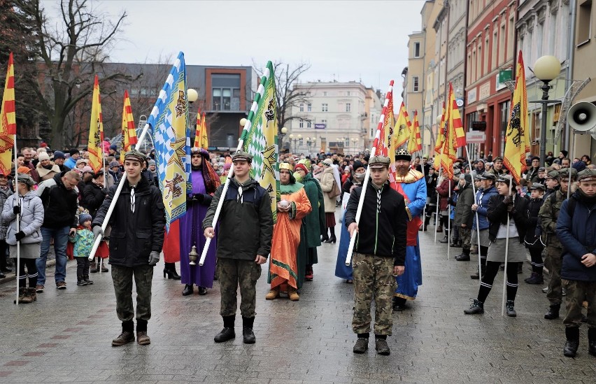 W poniedziałek 6 stycznia ulicami Brzegu przeszedł VII...