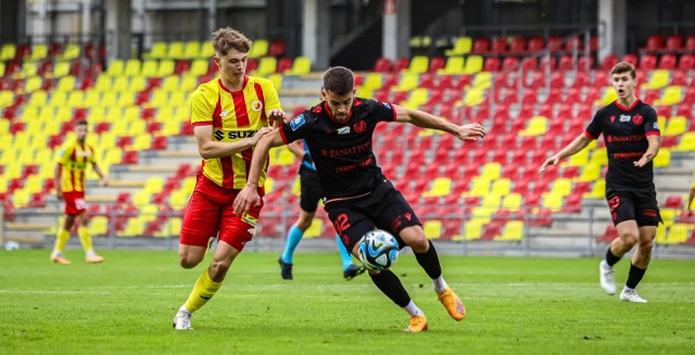 Korona Kielce przegrała 2:3 w meczu towarzyskim z Widzewem Łódź. Zobacz zdjęcia z tego spotkania >>>>