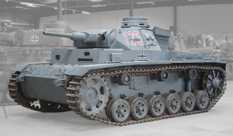 Odrestaurowany czołg PzKpfw III Ausf. H w muzeum w Saumur...