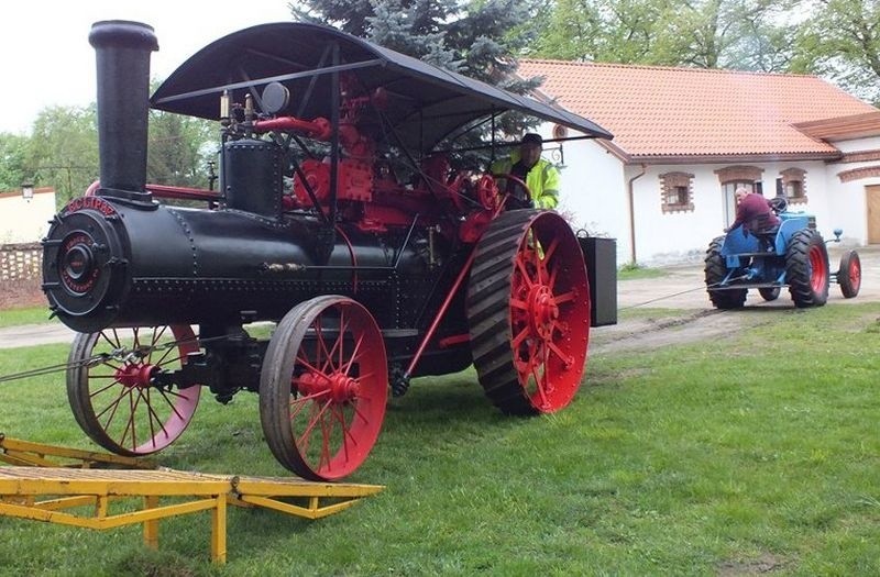 Noc Muzeów. Muzeum Rolnictwa w Ciechanowcu powiększyło kolekcję maszyn (zdjęcia)