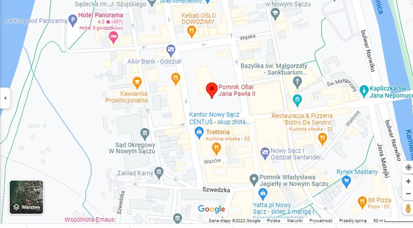 "Pomnik Ofiar Jana Pawła II" w Nowym Sączu. Skandaliczny wpis na mapach Google. Czy to zorganizowany atak na papieża?