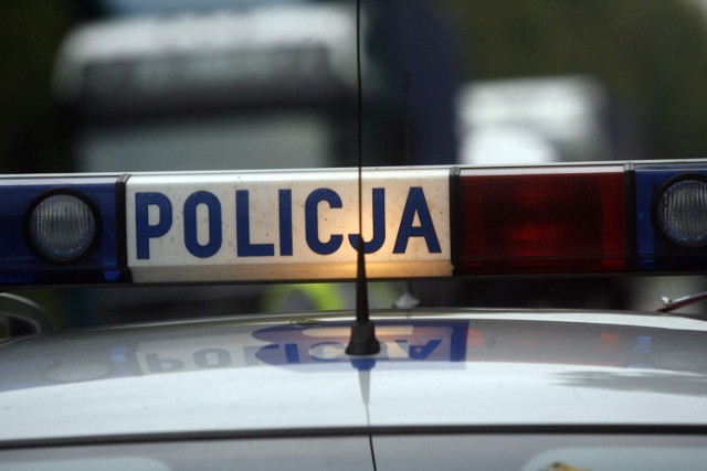 Wypadek w Podaninie i jego okoliczności wyjaśnia policja.
