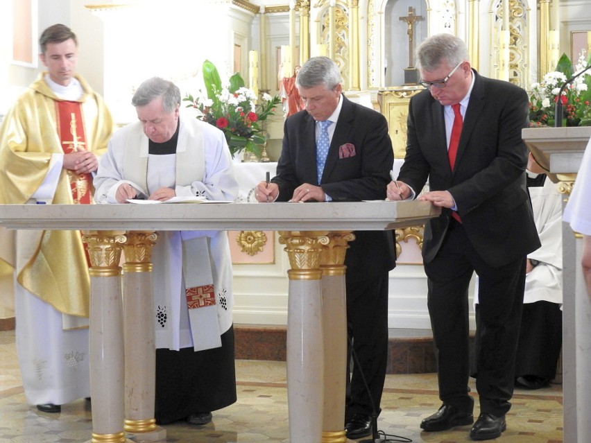 Wielkie święto w Jabłoni kościelnej - 150-lecie kościoła pw....