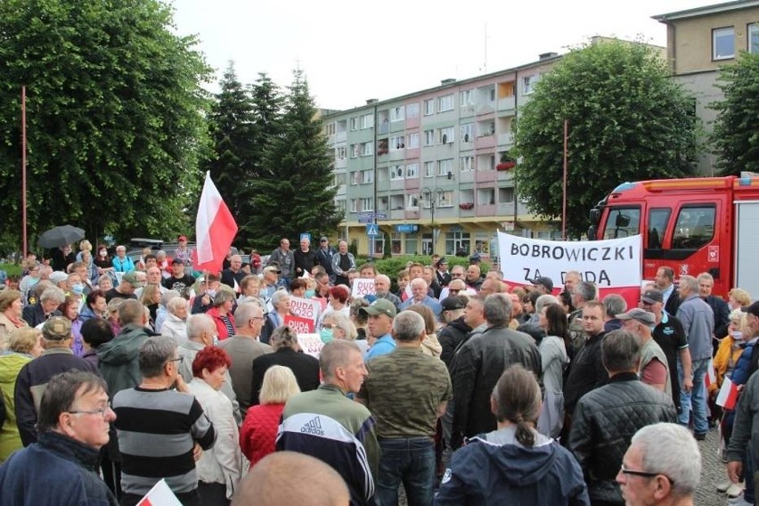 Premier Mateusz Morawiecki w Sławnie wspierał Andrzeja Dudę przed II turą wyborów