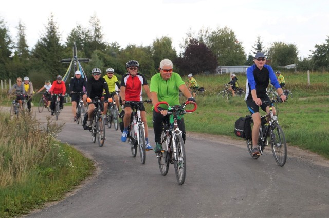 Kruszwicka Grupa Rowerowa zaprasza cyklistów na wycieczkę "Wokół jez. Gopło z Laryngologią"