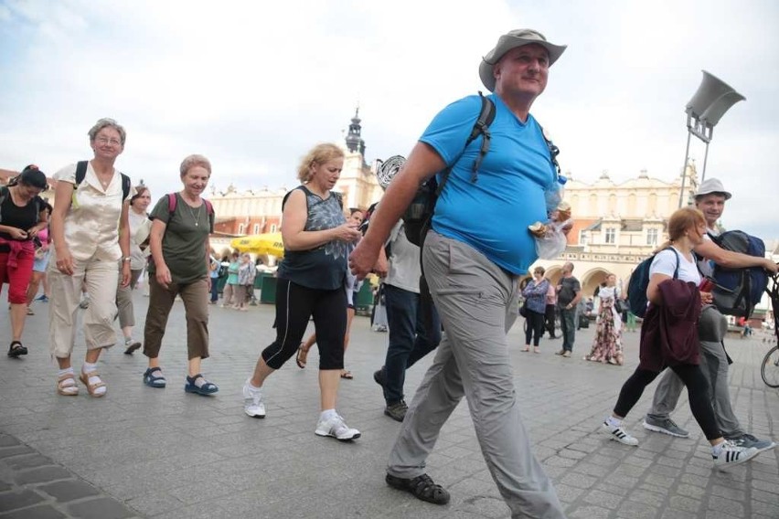 Kraków. Pielgrzymi tłumnie ruszyli na Janą Górę [ZDJĘCIA]