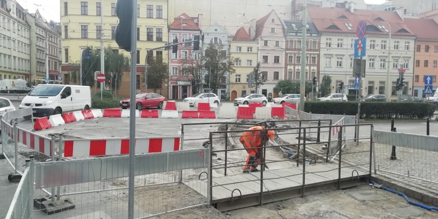 Remont torowisk tramwajowych i korki na Kazimierza...