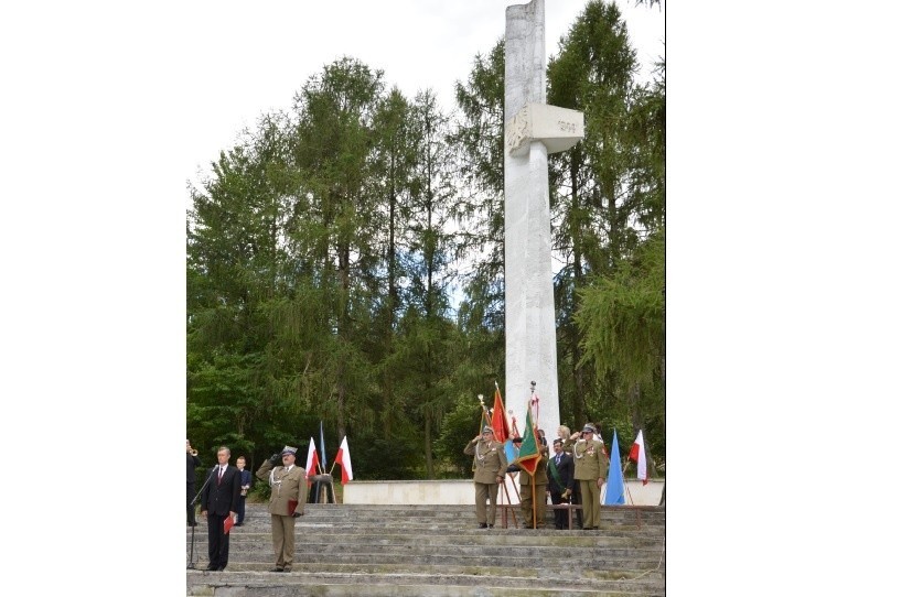 Pomnik Republiki Pińczowskiej jest symbolem walki o wolność....