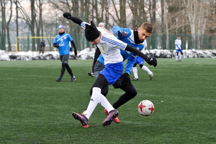 Stal Brzeg w sparingu uległa Skrze Częstochowa 0-3.