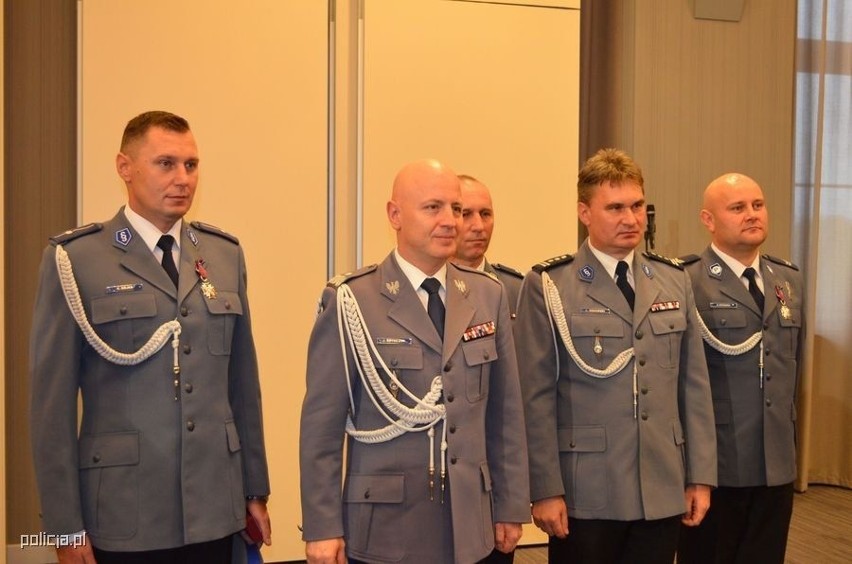 Staszowski policjant odznaczony Krzyżem Zasługi za Dzielność
