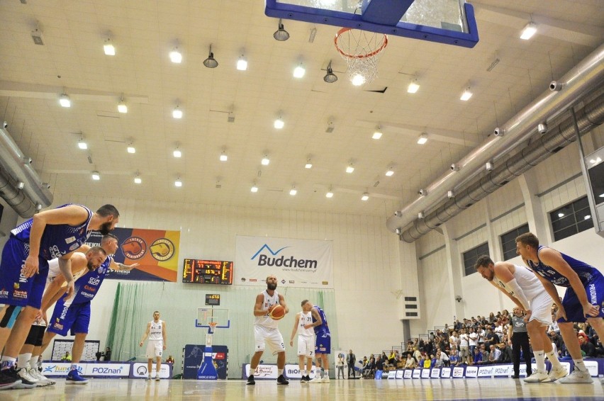 Koszykarze Biofarmu Basket Poznań wygrali z Pogonią i odbili...