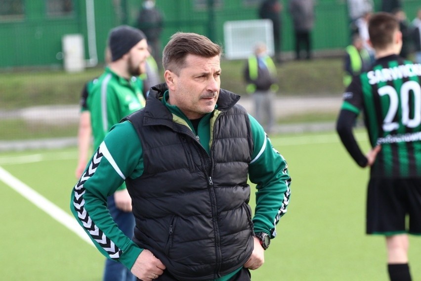 Arkadiusz Bilski, trener Neptuna Końskie, mówi o zmianach kadrowych i planach na rundę wiosenną. -Siłę chcemy pokazywać na boisku - zaznacza