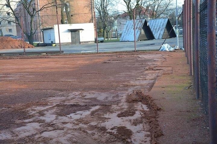 RUszyła budowa hali w Wodzisławiu Śl.