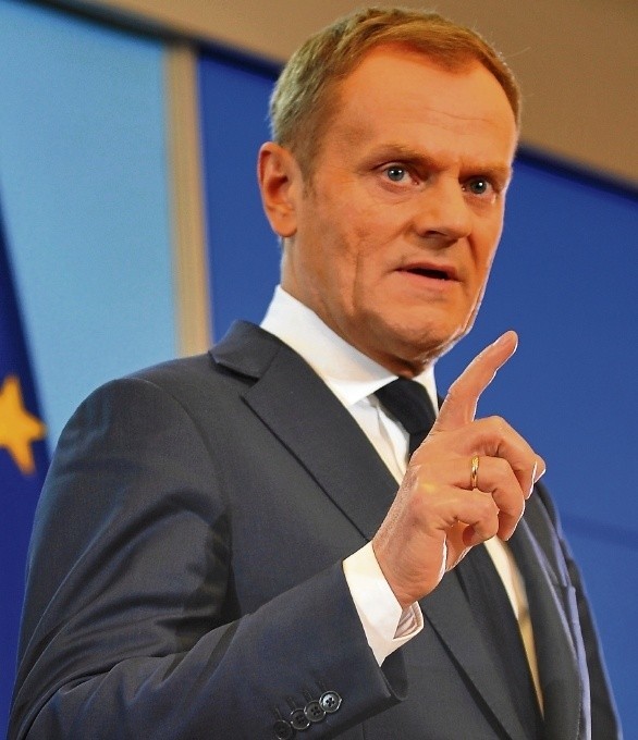 Donald Tusk chce odrobić straty na Śląsku po wpadce w...